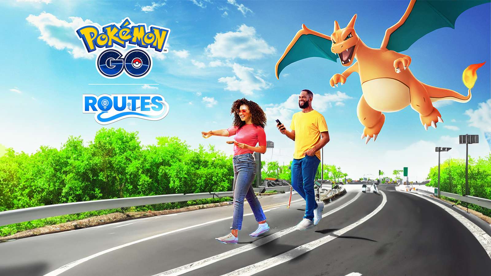 Des joueurs de Pokémon Go traversent une route dangereuse