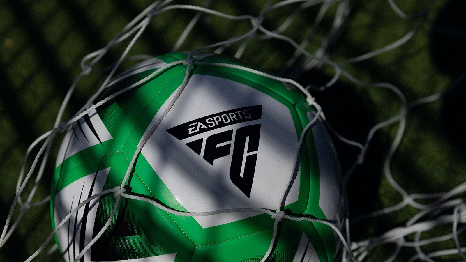 Ballon de foot avec le logo EA FC