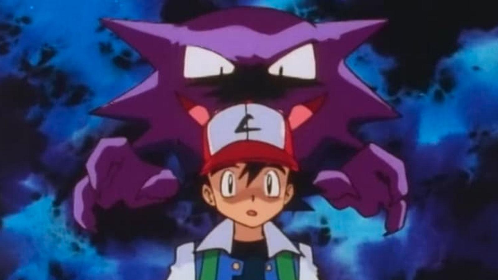 Sacha juste devant Spectrum dans la série Pokémon