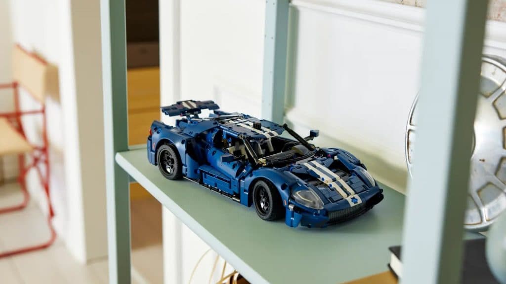 LEGO Technic 2022 Ford GT — 42154
