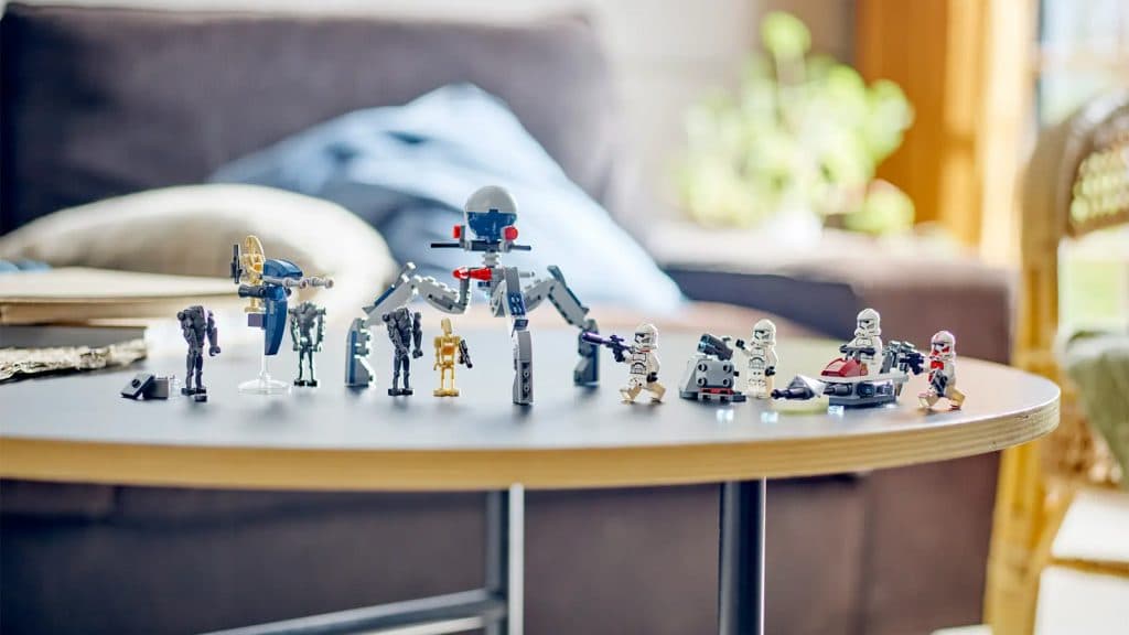 LEGO Star Wars Pack de combat des Clone Troopers et Droïdes de combat — 75372 de 2024