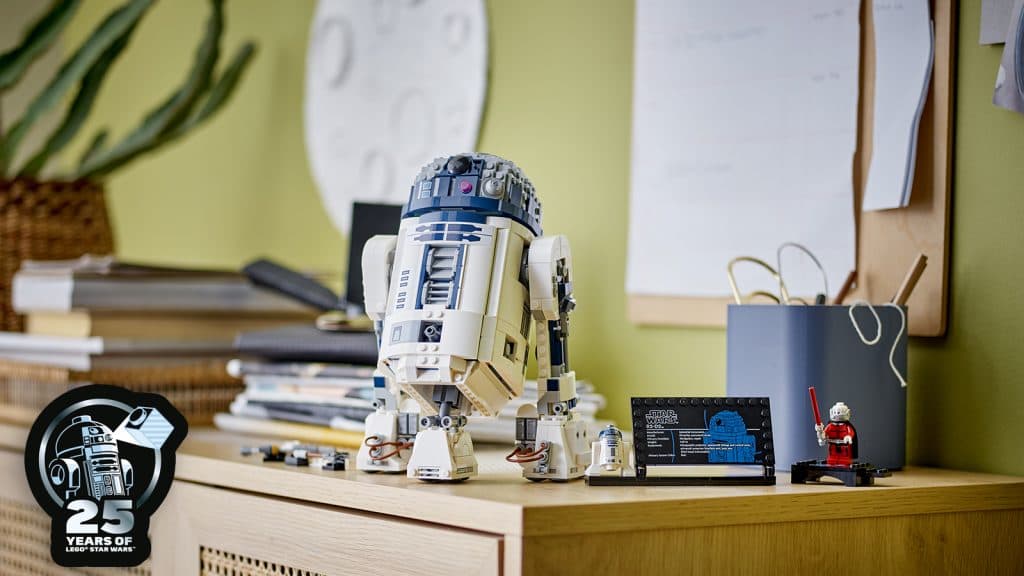 Ensemble LEGO Star Wars R2-D2 75379 pour les 25 ans de leur collaboration