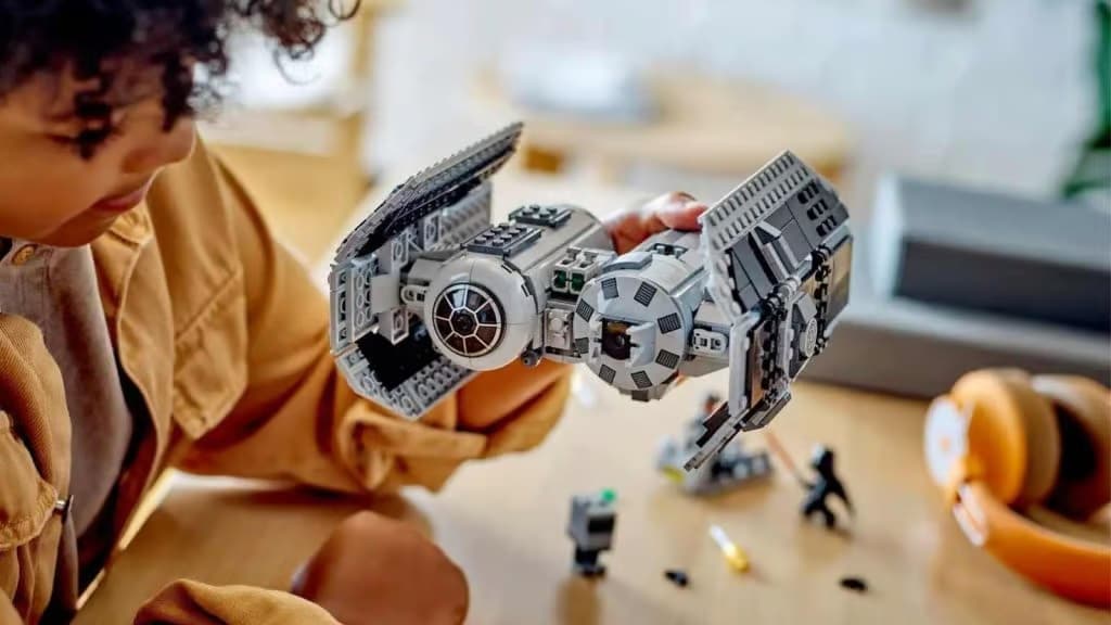 LEGO Star Wars Bombardier TIE 75347
