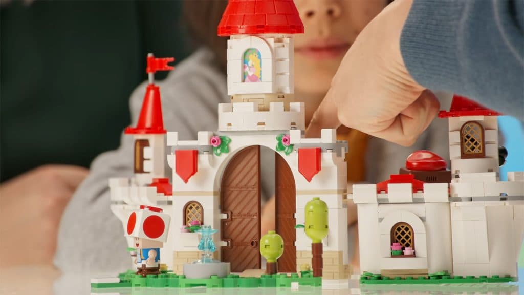 Ensemble LEGO Super Mario Combat contre Roy au château de Peach — 71435
