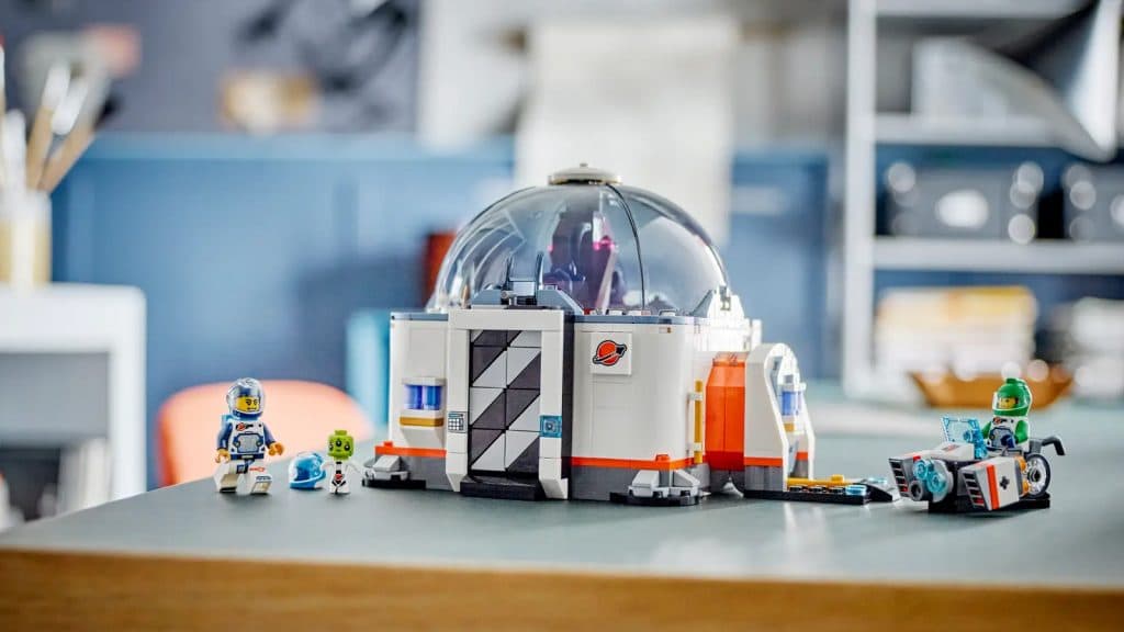 Ensemble LEGO City Le laboratoire scientifique de l’espace — 60439